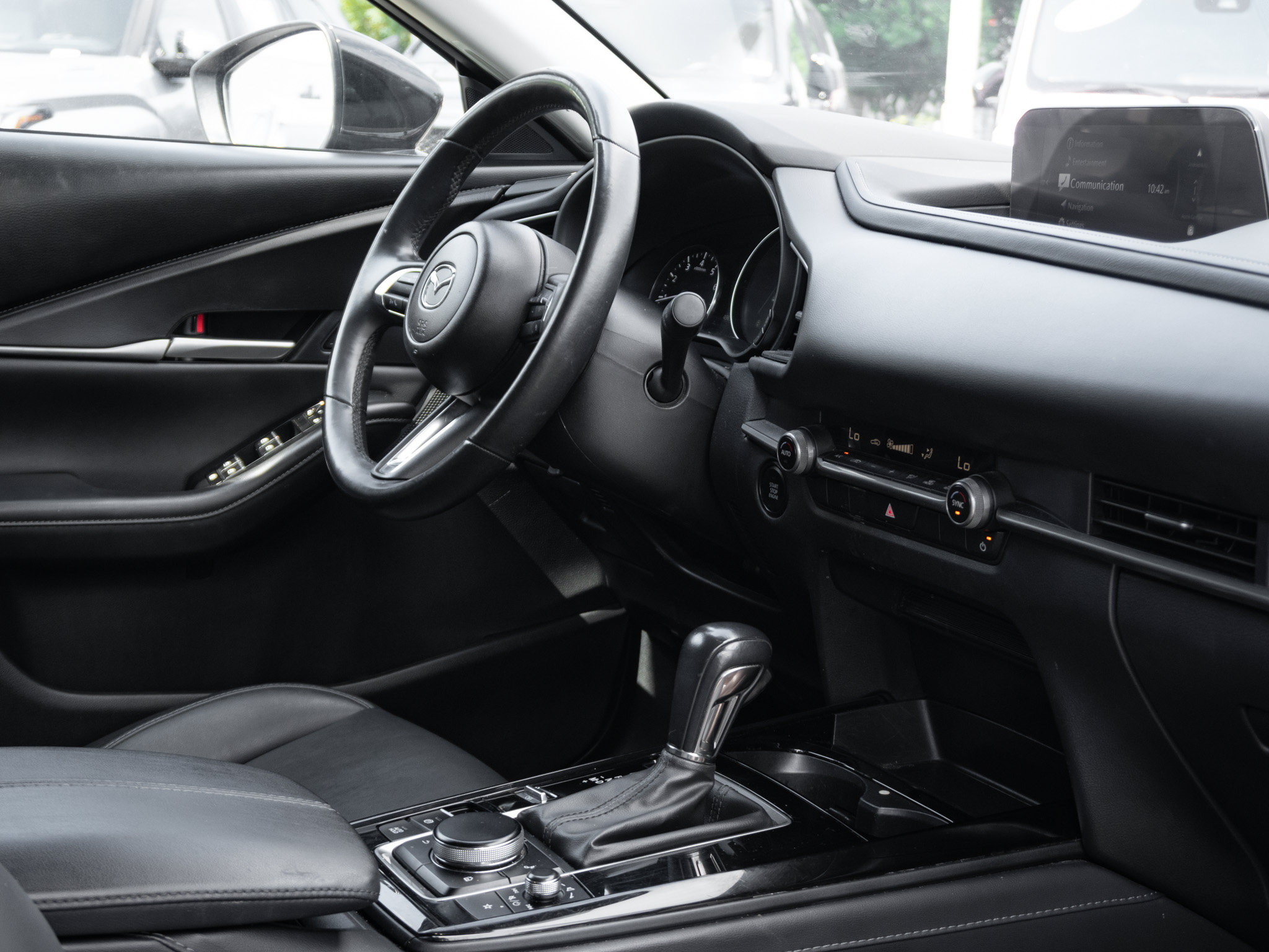 Certified 2024 MAZDA CX-30 AWD 2.5 S w/ Select Sport Pkg image 32