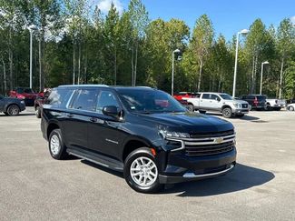 Used 2023 Chevrolet Suburban LT video 2