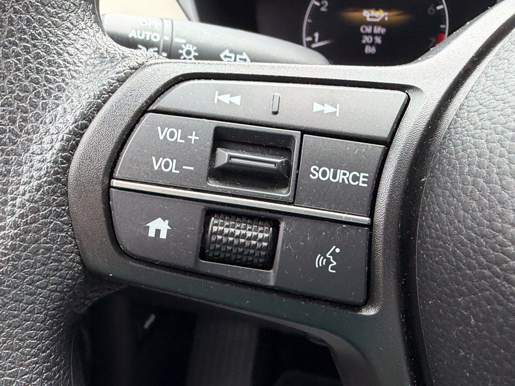 Certified 2025 Honda HR-V LX image 4