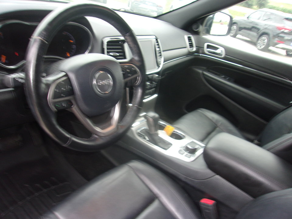Used 2020 Jeep Grand Cherokee Limited AWD/4WD image 10