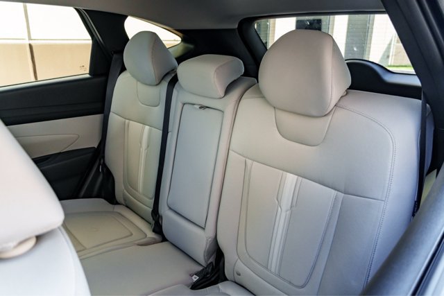 New 2026 Hyundai Tucson SEL FWD image 19