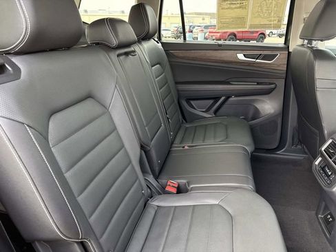 Certified 2025 Volkswagen Atlas SEL AWD/4WD image 18