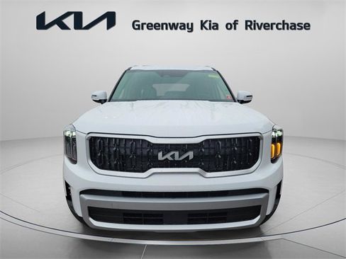 New 2025 Kia Telluride EX w/ EX Captain's Chair Package image 2
