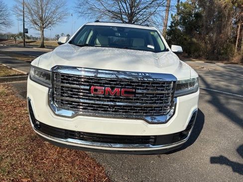 Used 2023 GMC Acadia Denali w/ Denali Ultimate Package image 8