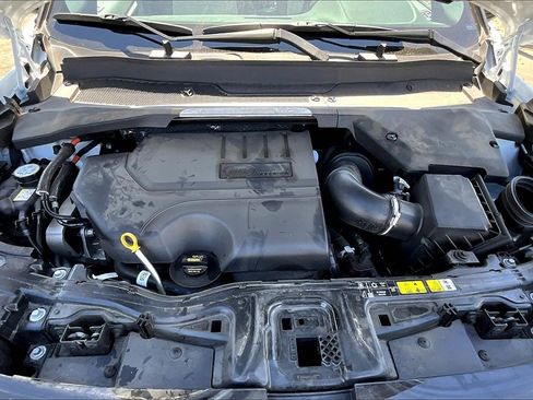 Used 2023 Land Rover Discovery Sport SE R-Dynamic image 31