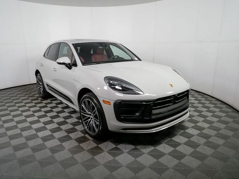 New 2026 Porsche Macan S image 28