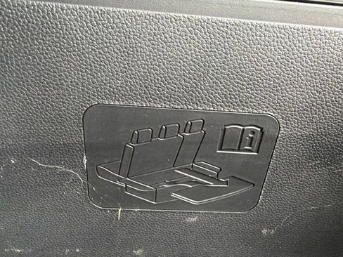 Used 2023 Honda Pilot TrailSport image 12
