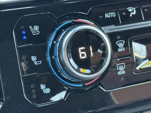 Used 2025 GMC Sierra 2500 Denali Ultimate image 43