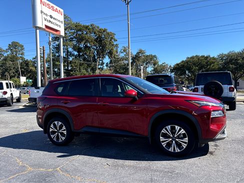 Used 2023 Nissan Rogue SV image 29