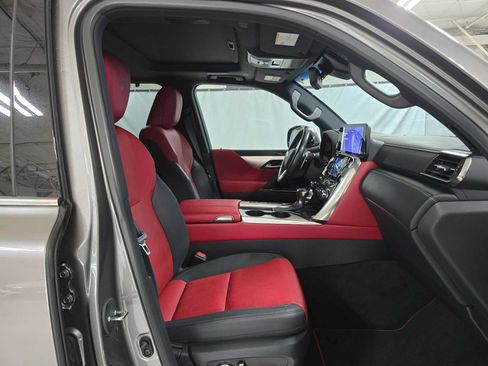 Used 2023 Lexus LX 600 F Sport w/ Accessory Package (Z1) AWD/4WD image 10