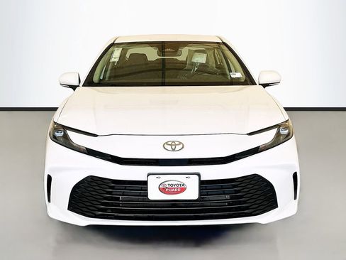 New 2026 Toyota Camry LE FWD image 2
