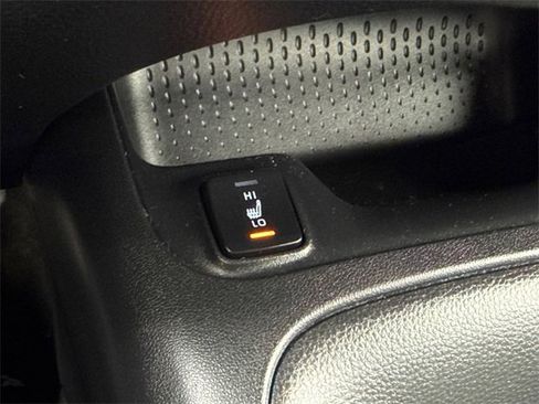 Certified 2022 Toyota Corolla LE image 25