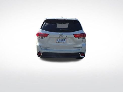 Used 2019 Toyota Highlander Limited image 6