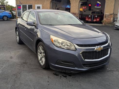 Used 2014 Chevrolet Malibu LT w/ Power Convenience Package image 4