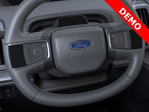 New 2025 Ford Expedition Active AWD/4WD image 12