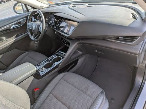 Used 2022 Buick Envision Preferred image 37
