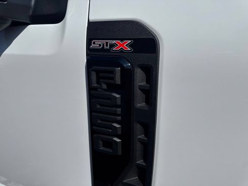 Certified 2025 Ford F250 XL w/ STX Appearance Package AWD/4WD image 34