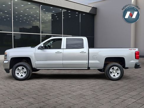 Used 2018 Chevrolet Silverado 1500 LT w/ All Star Edition AWD/4WD image 2