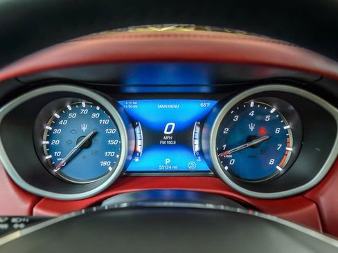 Used 2018 Maserati Ghibli image 17