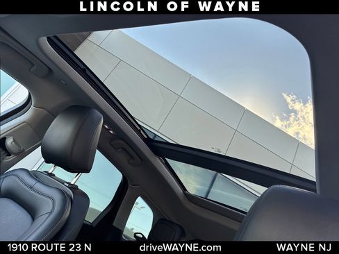 Certified 2021 Lincoln Corsair Reserve w/ Equipment Group 201A AWD/4WD image 15