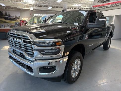 New 2025 RAM 2500 Big Horn AWD/4WD image 7