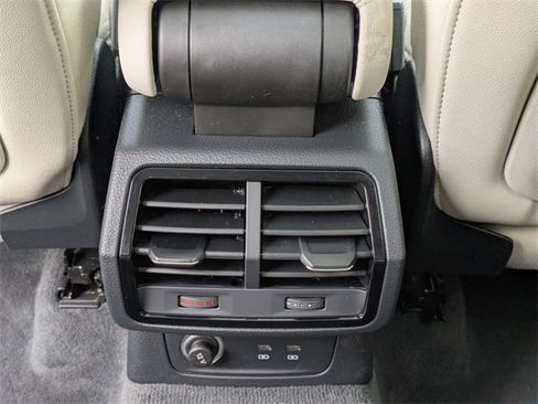 Used 2020 Audi Q3 2.0T Premium w/ Convenience Package image 21