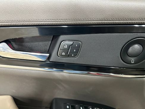 Certified 2021 Lincoln Nautilus Reserve AWD/4WD image 15