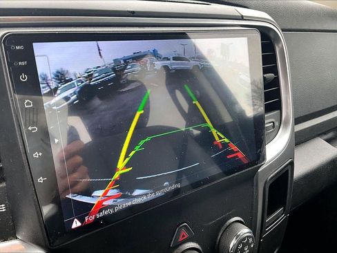 Used 2021 RAM 1500 Classic SLT image 17