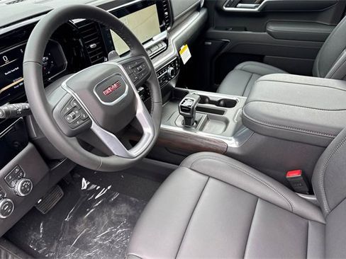 New 2026 GMC Sierra 1500 SLT w/ SLT Premium Plus Package image 10