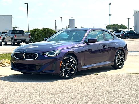 New 2026 BMW 230i Coupe w/ Premium Package RWD image 2