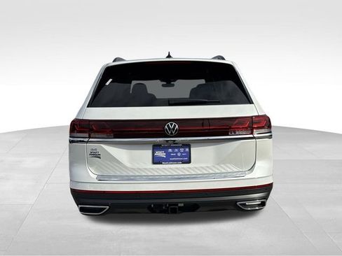 New 2026 Volkswagen Atlas SE FWD image 4