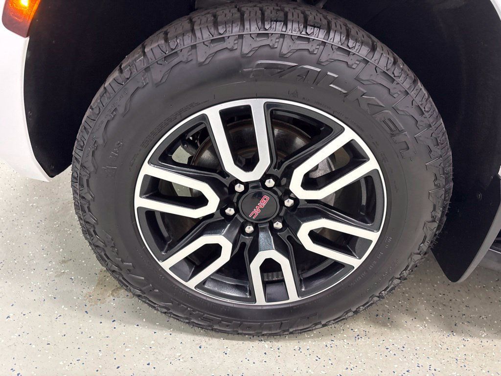 Certified 2023 GMC Yukon AT4 AWD/4WD image 11