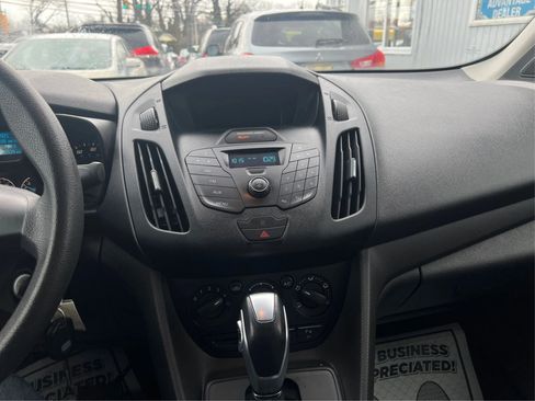 Used 2016 Ford Transit Connect XL image 17