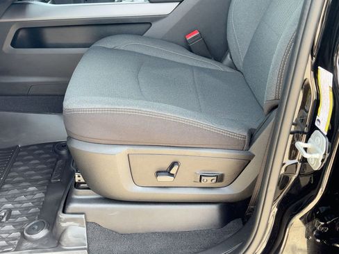 Used 2024 RAM 3500 Big Horn w/ Night Edition image 13