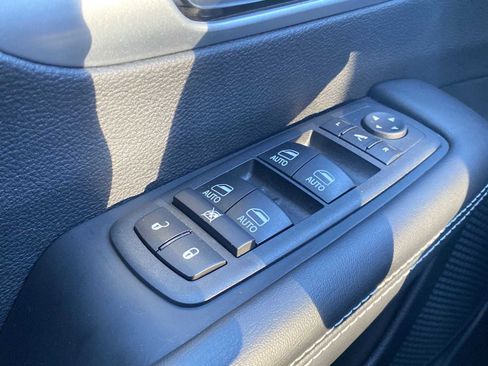 New 2026 Chrysler Pacifica Limited image 20