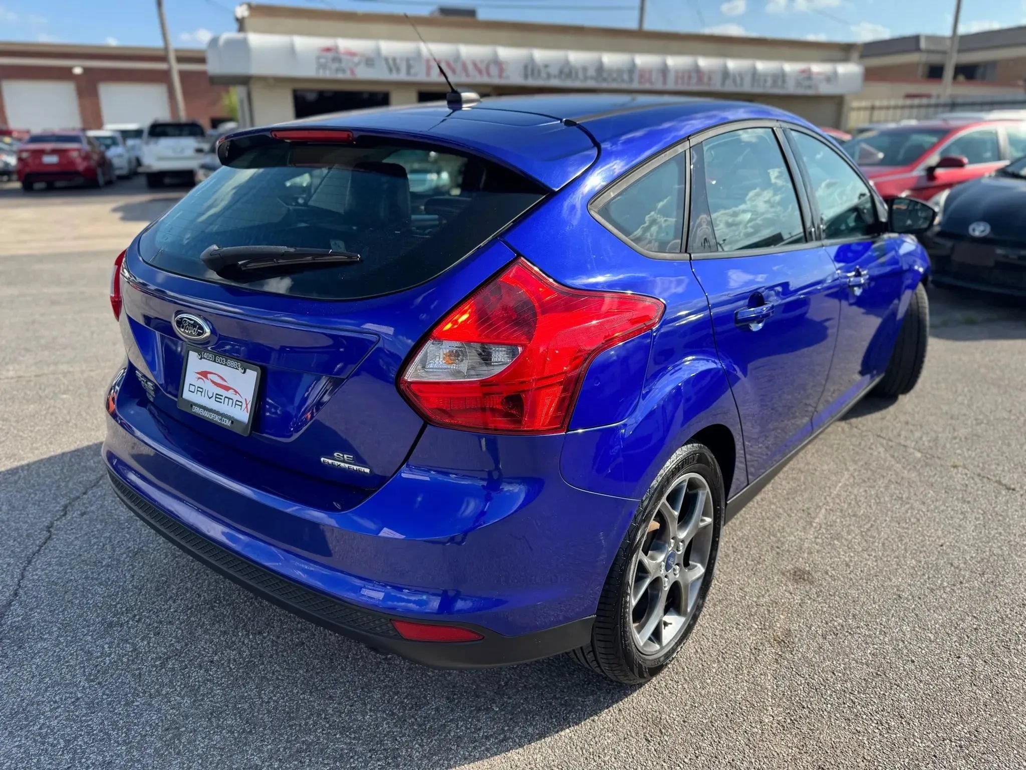 Used 2014 Ford Focus SE w/ Equipment Group 201A FWD image 3