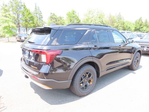New 2026 Ford Explorer Tremor w/ Tremor Convenience Package AWD/4WD image 4
