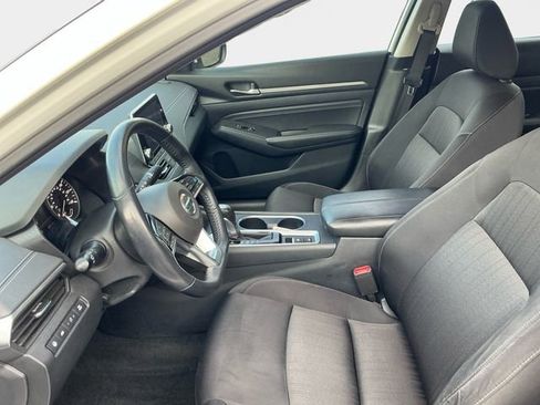 Used 2019 Nissan Altima 2.5 SV AWD/4WD image 10