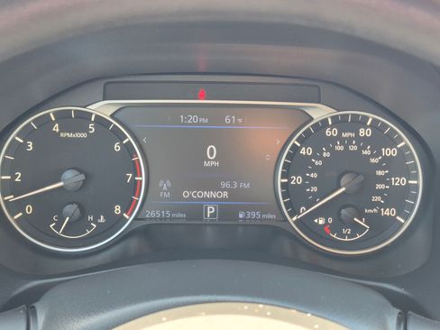 Used 2025 Nissan Altima 2.5 SV FWD image 22