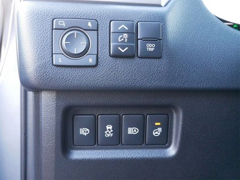 Certified 2023 Lexus GX 460 Premium image 17