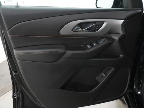 Used 2018 Chevrolet Traverse LT w/ LPO, Floor Liner Package image 23