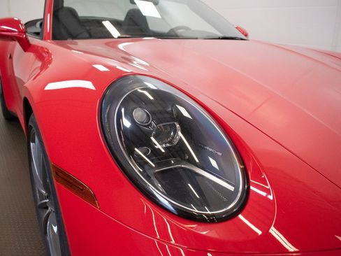 Certified 2023 Porsche 911 Carrera RWD image 14