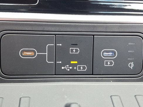 Used 2025 Hyundai Santa Fe SEL image 36