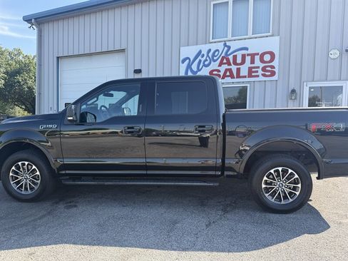 Used 2018 Ford F150 XLT w/ Equipment Group 302A Luxury AWD/4WD image 15
