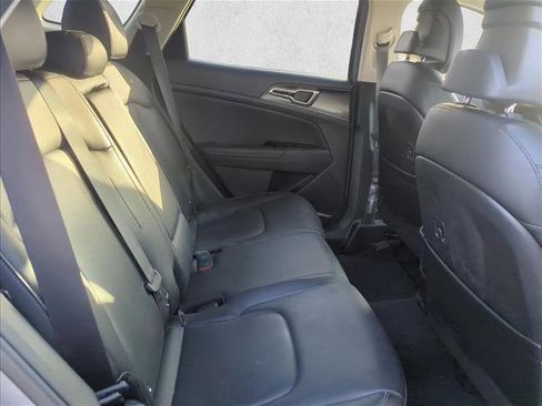 Used 2025 Kia Sportage EX AWD/4WD image 21