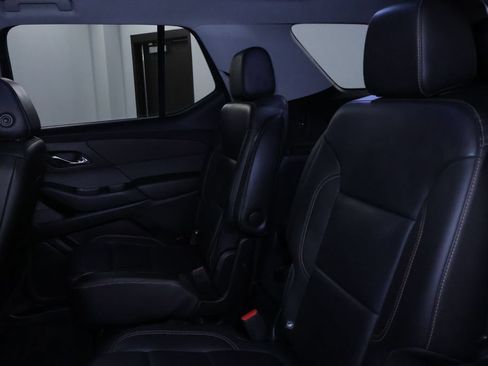 Used 2020 Chevrolet Traverse LT w/ LT Premium Package AWD/4WD image 15