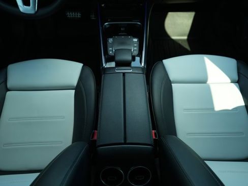 Used 2021 Mercedes-Benz GLA 250 GLA 250 image 28