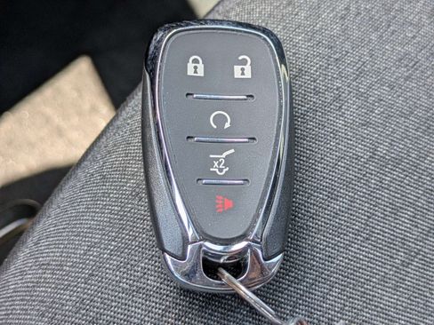 Used 2022 Chevrolet Equinox LT FWD image 29