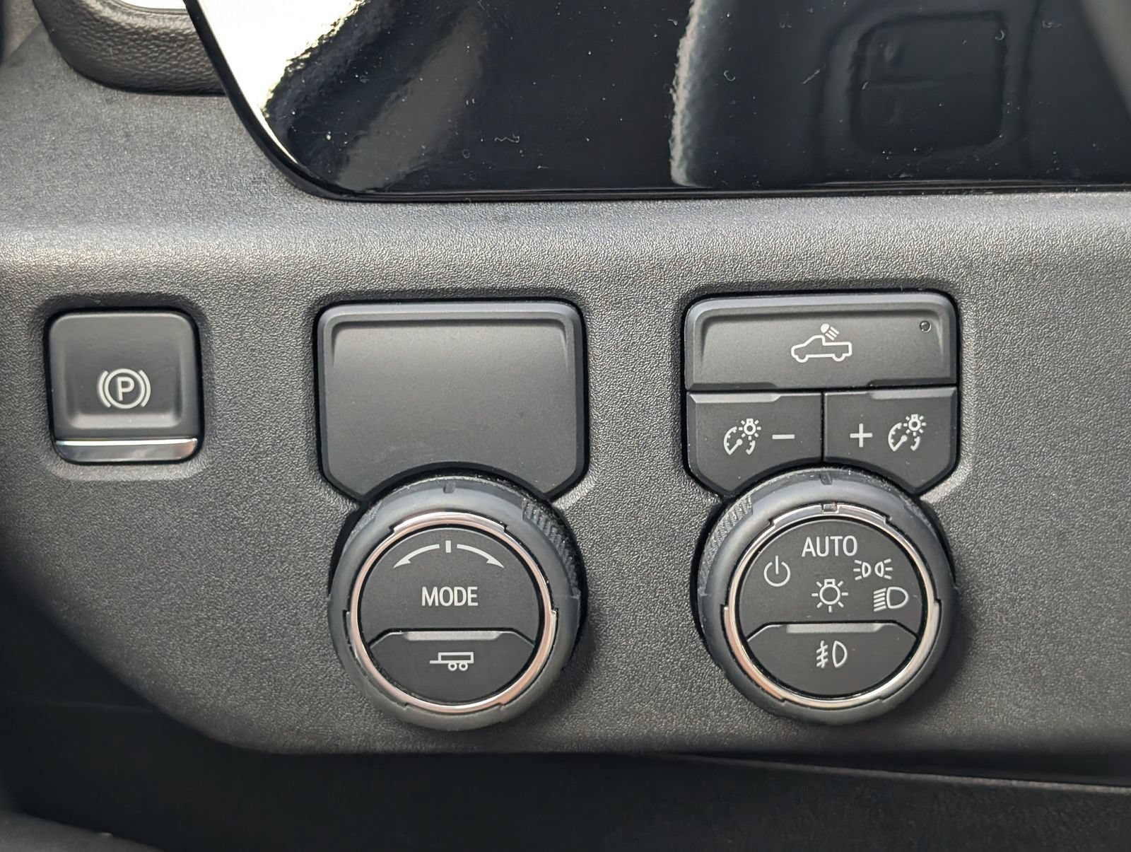 Used 2026 Chevrolet Silverado 1500 RST RWD image 23