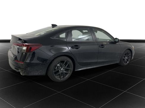 Used 2025 Honda Civic Sport image 5